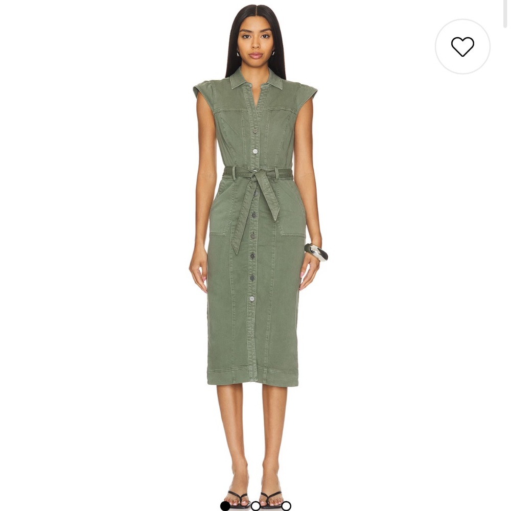 PAIGE - Stylish Green Button-Down Dress

Jaxsyn Midi Dress in Vintage Ivy Green